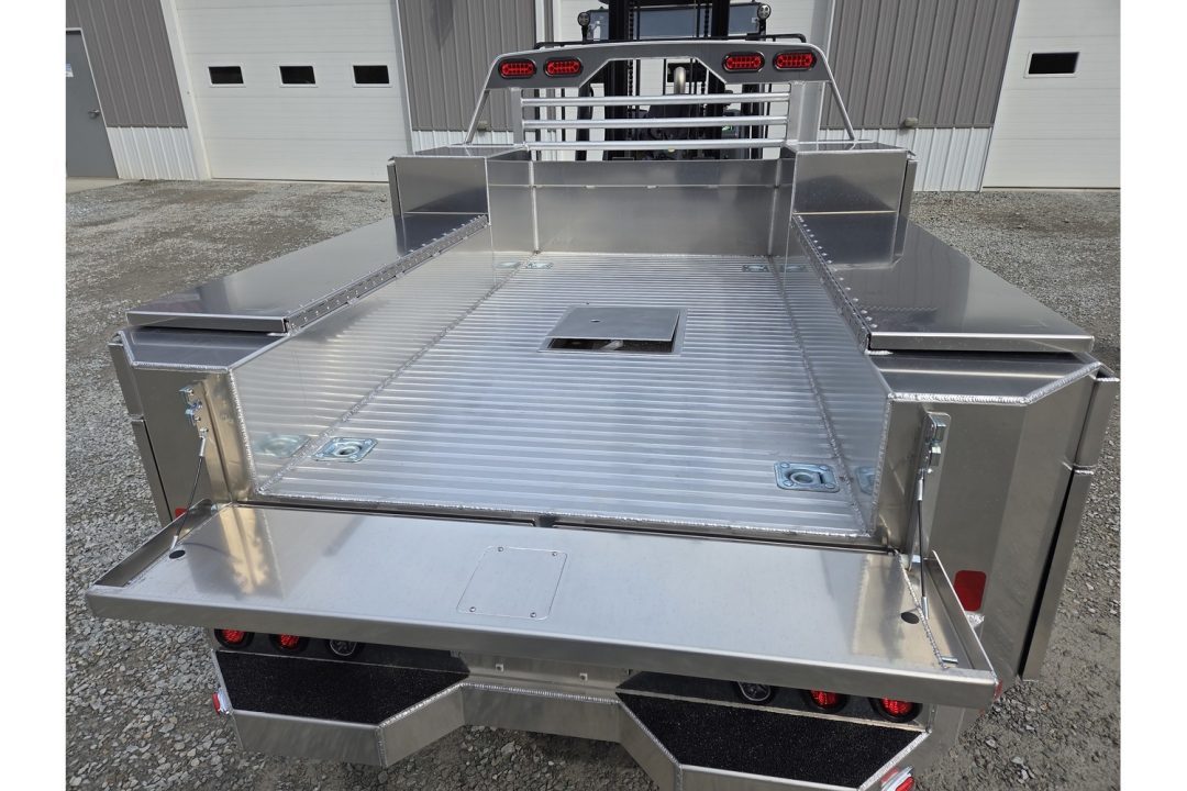 New Martin Truck Bodies Aluminum Gooseneck Service Body SRW 8' SMOOTH APPEARANCE