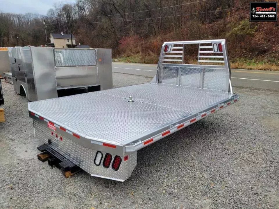New Zimmerman Flatbed 84" CA DRW Chassis 97x136 with B&W Turnover Ball 6000XL