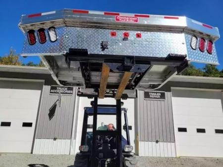 New Zimmerman Truck Bodies SRW Shortbed Flatbed with B&W Turnover Ball