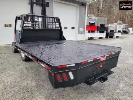 New Zimmerman Flatbed 60  CA DRW Chassis 97x114 with B&W Turnover Ball 3000XL