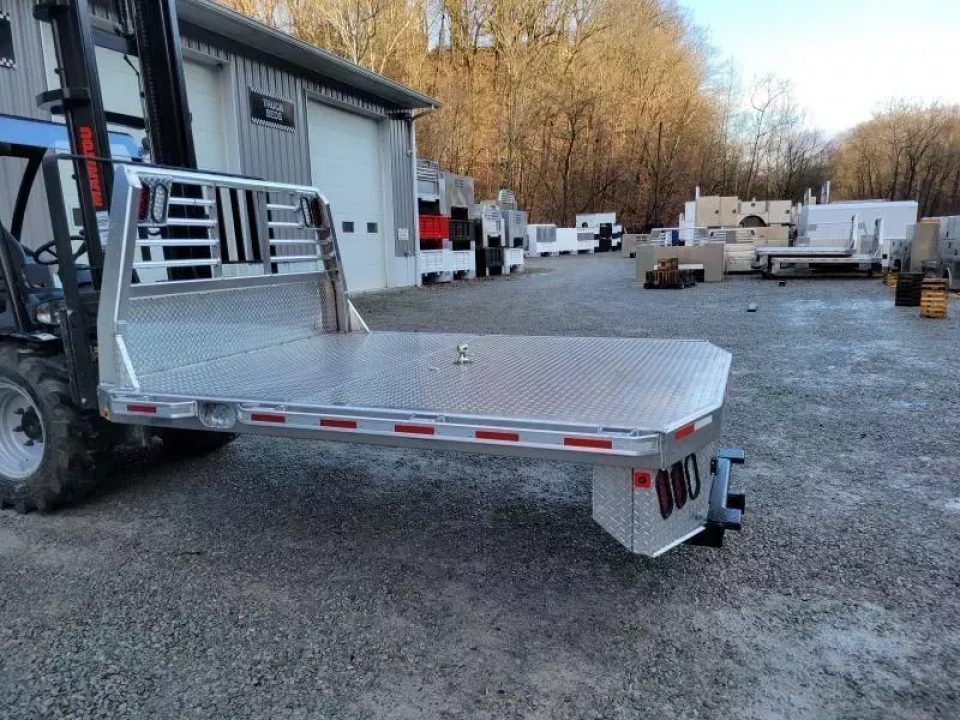 New Zimmerman Truck Bodies SRW Longbed 8' Flatbed with B&W Turnover Ball 6000XL