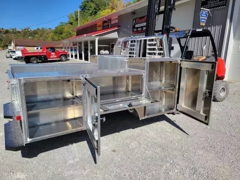 New Zimmerman Aluminum Gooseneck Service Body DRW 60" CA Cab and Chassis Advantage