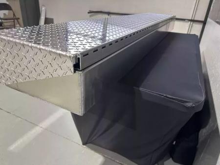 New Martin Truck Bodies Topside Loader Box / Top Pak Truck Boxes SRW 84x80 SSB ( With Headboard ) & 84x110 HFSB