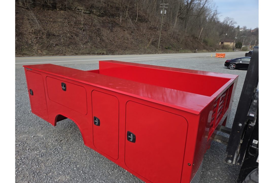 New Dura Mag Truck Bodies S-Series Aluminum Service Body 84"ca Cab and Chassis DRW RED