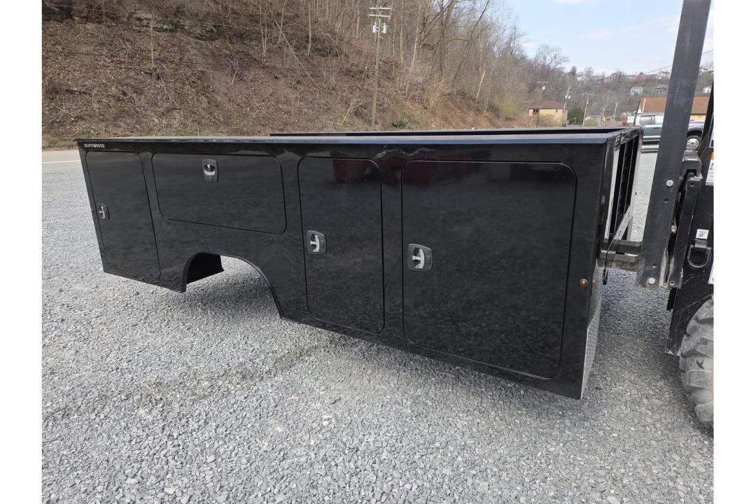 New Dura Mag Truck Bodies S-Series Aluminum Service Body 84"ca Cab and Chassis DRW Gloss Black