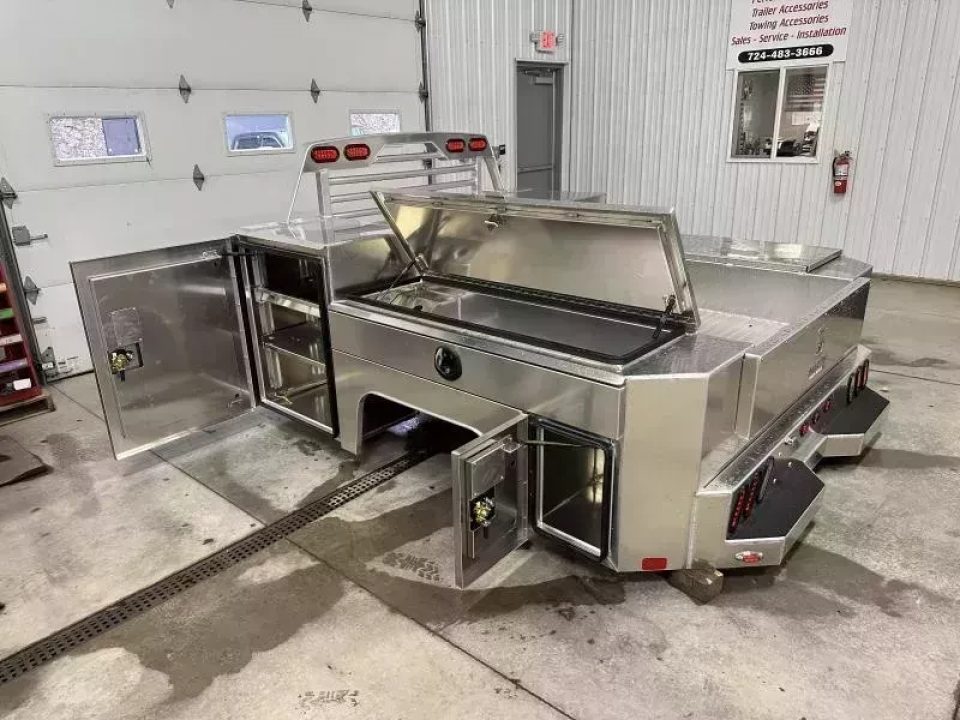 New Martin Truck Bodies Aluminum Gooseneck Service Body DRW 8' SMOOTH APPEARANCE
