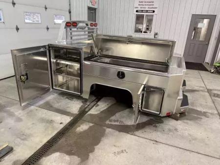 New Martin Truck Bodies Aluminum Gooseneck Service Body DRW 8' SMOOTH APPEARANCE