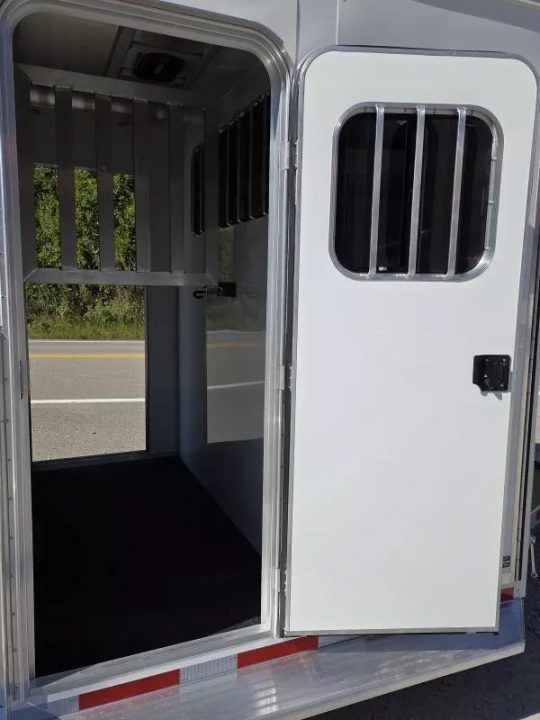 New 2026 Adam ALUMINUM 2 Horse Straight Load WITH RAMP
