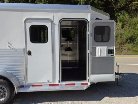 New 2026 Adam ALUMINUM 2 Horse Straight Load WITH RAMP