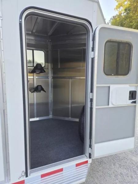 New 2026 Adam ALUMINUM 2 Horse Straight Load WITH RAMP