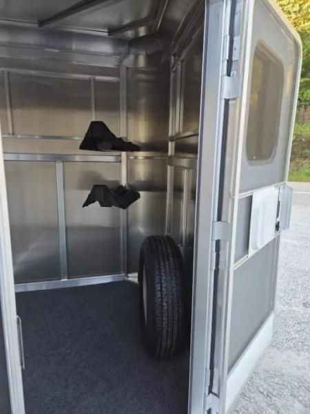 New 2026 Adam ALUMINUM 2 Horse Slant FULL WINDOW PACKAGE