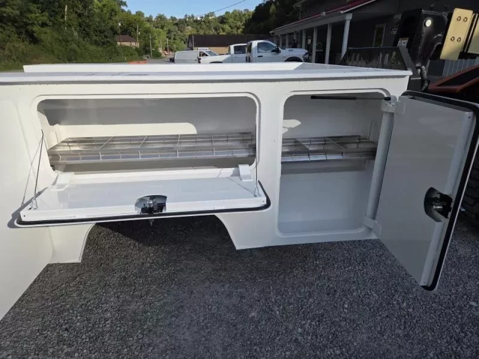 New Dura Mag Truck Bodies S-Series Aluminum Service Body White SRW