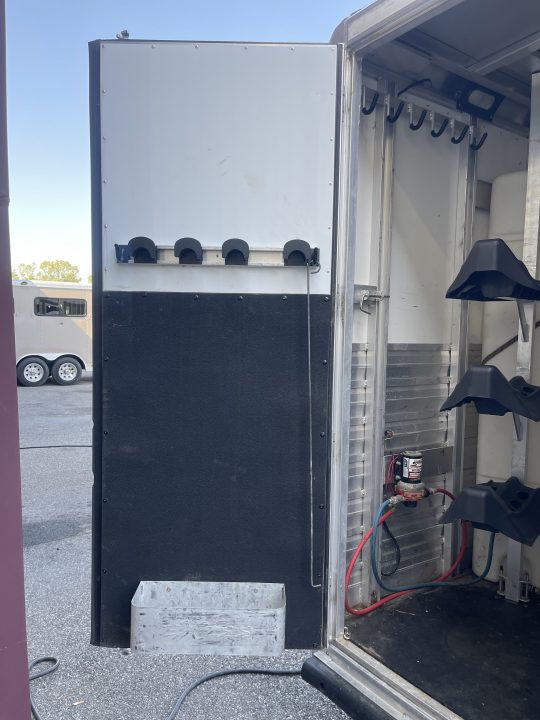 Used 2010 Exiss Trailers 6306 Horse Trailer