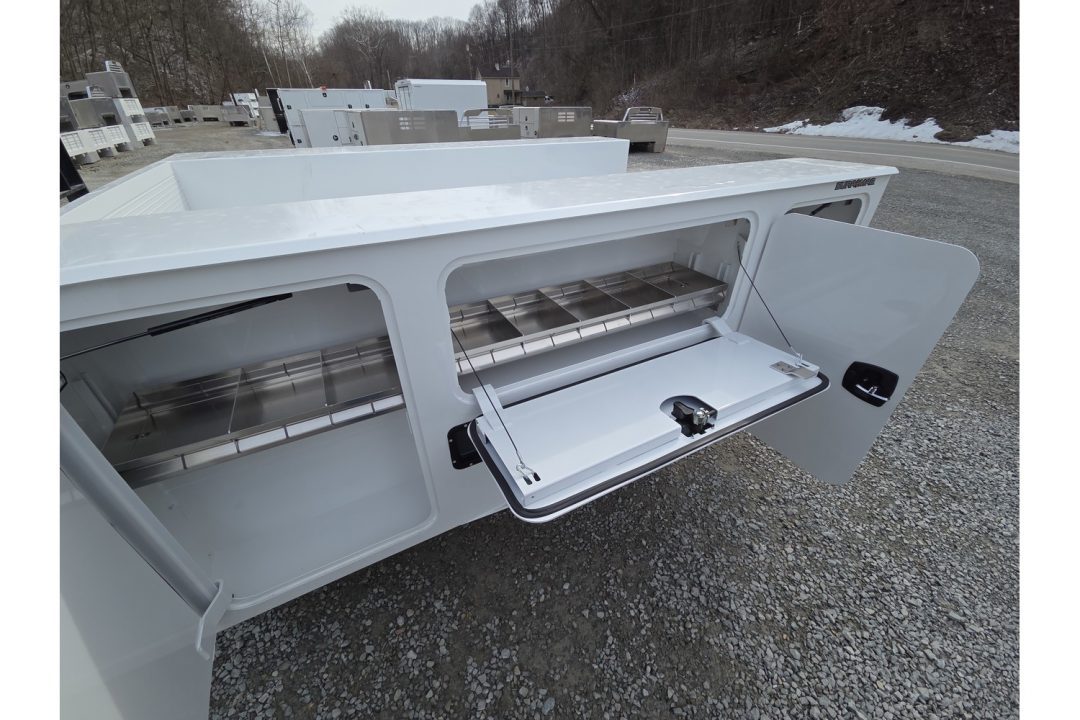 New Dura Mag Truck Bodies S-Series Aluminum Service Body White SRW IML