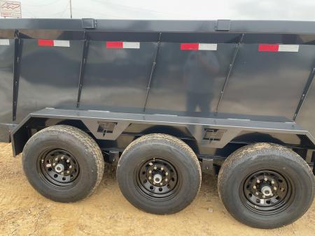 New 2026 Hillcrest Trailers 21716SGDH Dump Trailer