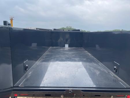 New 2026 Hillcrest Trailers 21716SGDH Dump Trailer