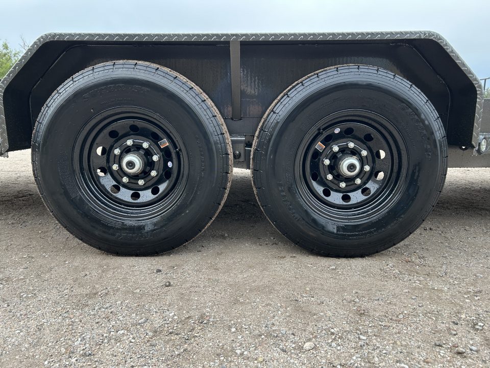 New 2026 MAXX-D C6X 83x20 Equipment Trailer