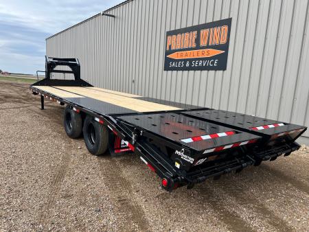 New 2026 PJ Trailers 26 Gooseneck LD Tandem Dual Flatbed Trailer