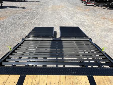 New 2026 Load Trail Gooseneck Flatbed Trailer | 102" x 32' 25.9K GVWR