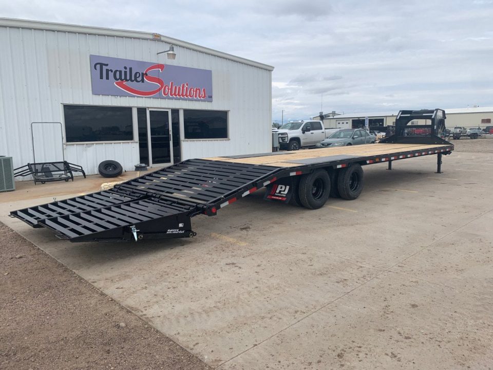 New 2026 PJ Trailers LD322 32' X 102" Flatbed Trailer