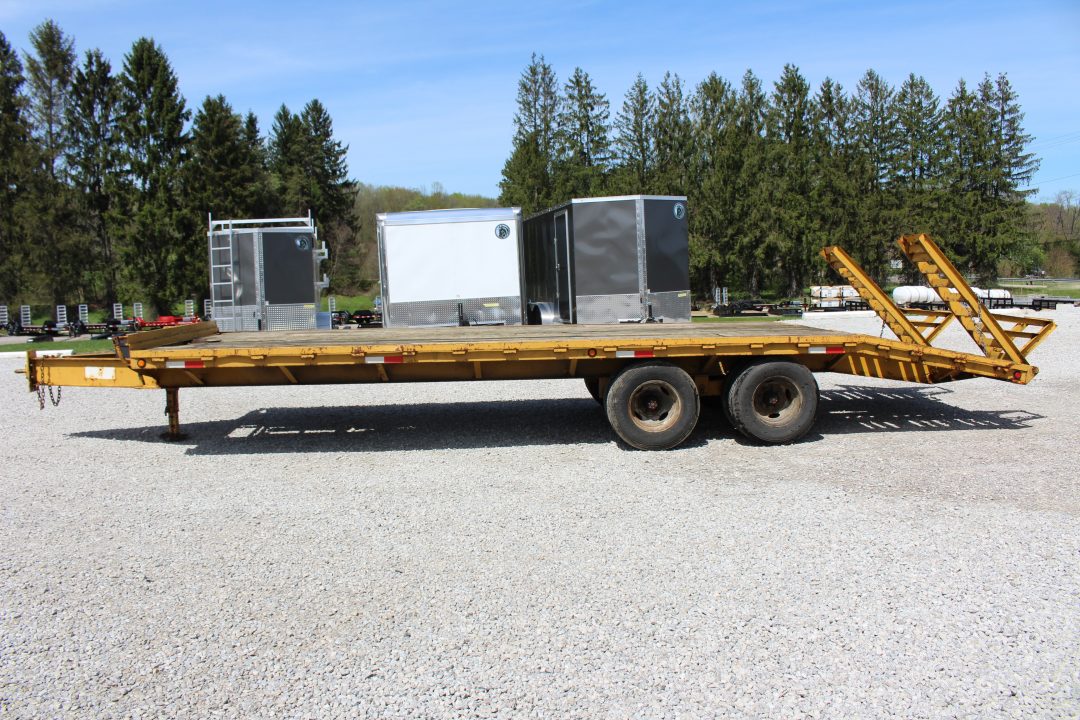 New 2005 Hurst 8.5' x 20'+5' - Deckover Trailer - 25,900# GVW
