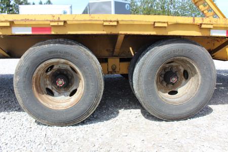 New 2005 Hurst 8.5' x 20'+5' - Deckover Trailer - 25,900# GVW