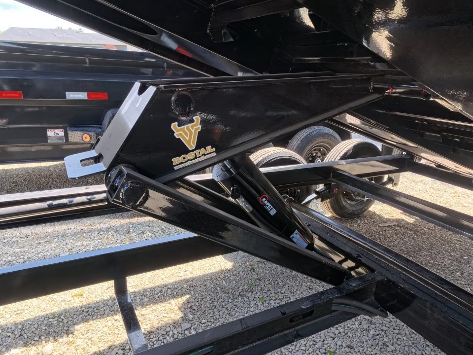 New 2026 Iron Bull 83x14 DTG Gooseneck Dump Trailer with 2)7K Straight Axles, 2) Elec. Brakes F-Adj., Hydraulic Jack , Solar Panel Charger