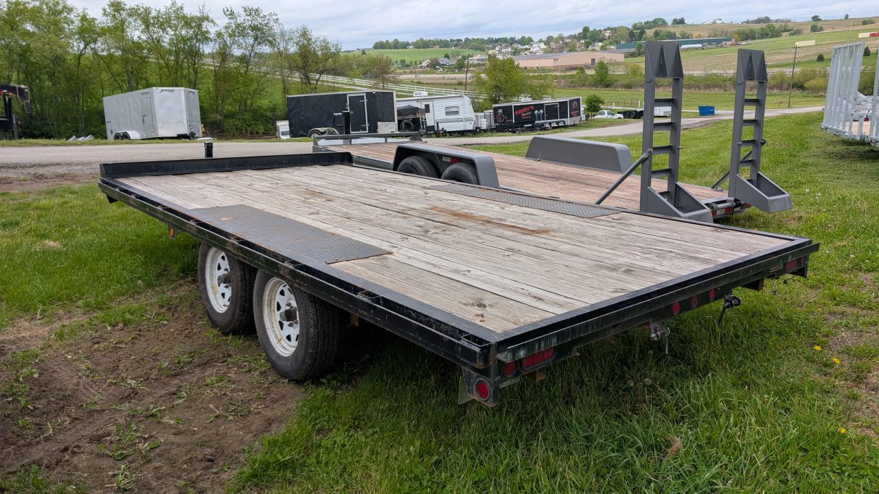 Used 2019 Premier 16' Deckover Flatdeck - No Ramps