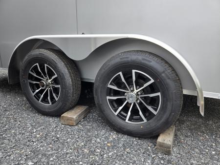 New 7 x 14 Look ST DLX V-Nose Cargo Trailer, 7k GVWR ***Silver PolyCor Composite Exterior, Ramp Door, Alum Wheels