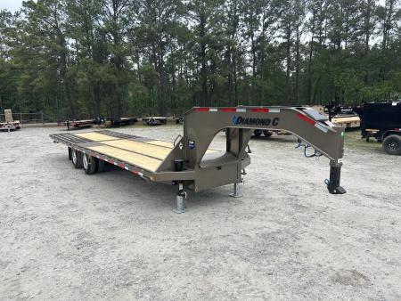 New 2026 Diamond C FMAX210 Hydraulic Dovetail Gooseneck Trailer, 32ft Length (18ft Deck+12ft Dove) #17,480 Payload