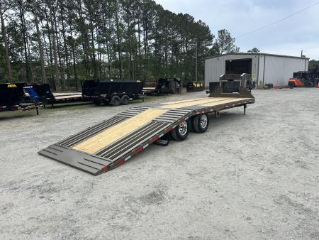 New 2026 Diamond C FMAX210 Hydraulic Dovetail Gooseneck Trailer, 30ft Length (18ft Deck+12ft Dove) #17,480 Payload