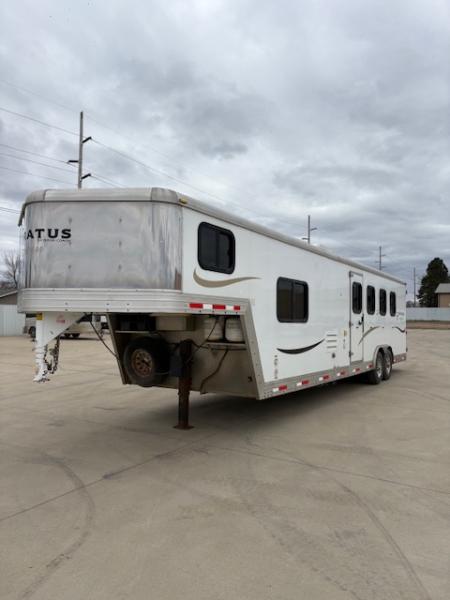 Consignment 2008 Bison Trailers 4 Horse LQ Stock / Stock Combo Trailer