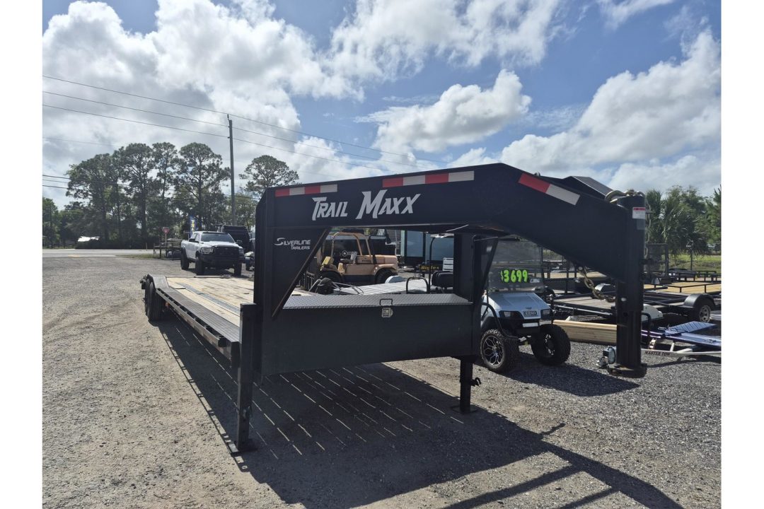 Used 2023 Trail Maxx Trailers 40 Ft. Gooseneck Hot shot Trailer 14000LB Capacity, E Track & a Winch