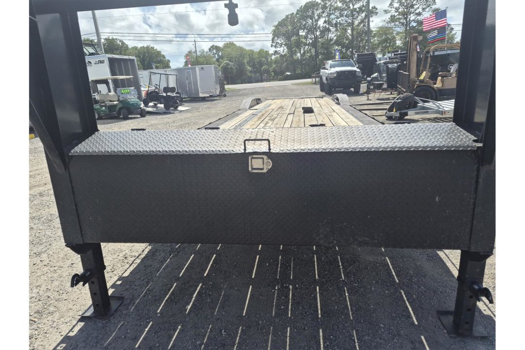 Used 2023 Trail Maxx Trailers 40 Ft. Gooseneck Hot shot Trailer 14000LB Capacity, E Track & a Winch