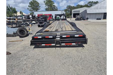 Used 2023 Trail Maxx Trailers 40 Ft. Gooseneck Hot shot Trailer 14000LB Capacity, E Track & a Winch