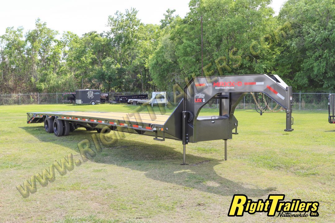 New 2027 8.5X40 MAXX-D GOOSENECK EQUIPMENT TRAILER