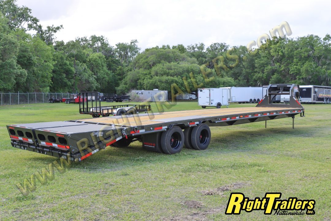 New 2027 8.5X40 MAXX-D GOOSENECK EQUIPMENT TRAILER