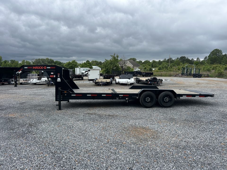 Used 2023 MAXXD 83" X 24' 16k Gooseneck Tilt Trailer