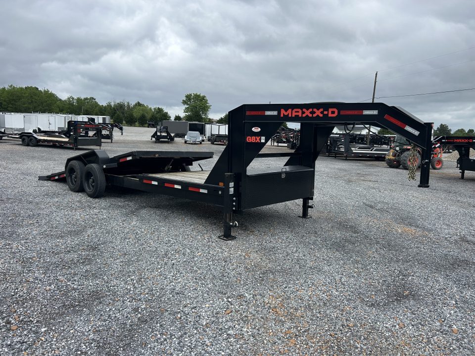 Used 2023 MAXXD 83" X 24' 16k Gooseneck Tilt Trailer