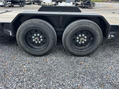 Used 2023 MAXXD 83" X 24' 16k Gooseneck Tilt Trailer