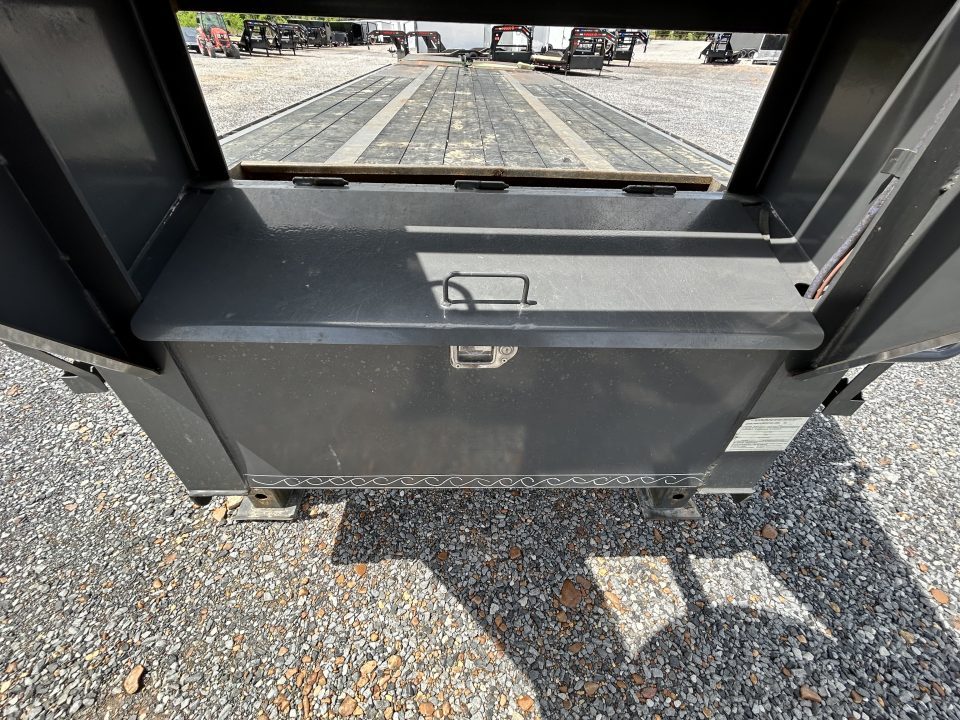 Used 2020 Load Trail 102"X30' 40K GVWR Gooseneck Flatbed Trailer