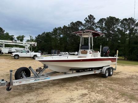 Consignment 2001 Ranger 2300 Bay Boat