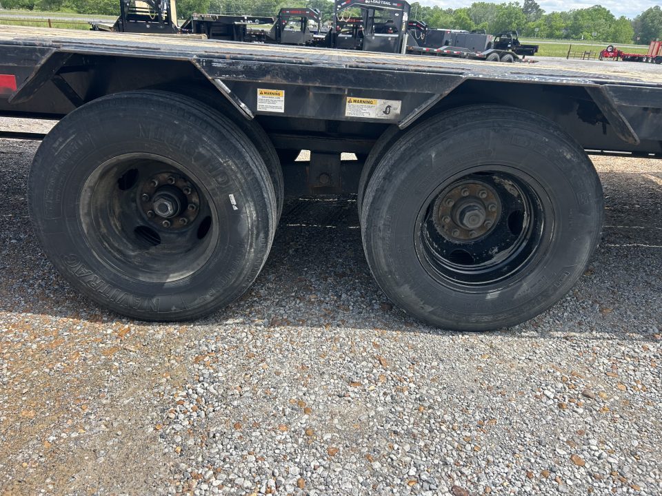 Used 2023 RawMaxx 102"X40' 22K GVWR Gooseneck Flatbed Trailer