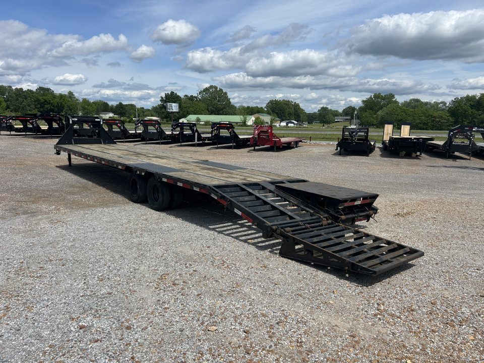 Used 2023 RawMaxx 102"X40' 22K GVWR Gooseneck Flatbed Trailer