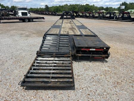 Used 2023 RawMaxx 102"X40' 22K GVWR Gooseneck Flatbed Trailer