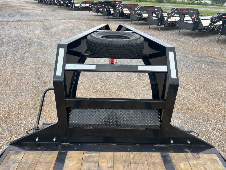 Used 2024 PJ 102"X40' 25K GVWR Gooseneck Flatbed Trailer