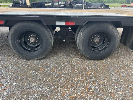 Used 2024 PJ 102"X40' 25K GVWR Gooseneck Flatbed Trailer