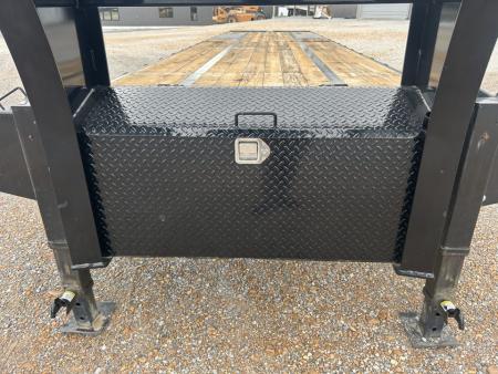 Used 2024 PJ 102"X40' 25K GVWR Gooseneck Flatbed Trailer