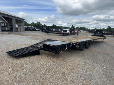 Used 2024 PJ 102"X40' 25K GVWR Gooseneck Flatbed Trailer