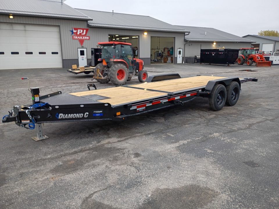 New 2026 Diamond C Trailers HDT208S 22X82